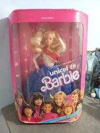 Barbie Unicef e English