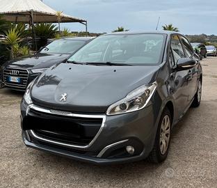 Peugeot 208 PureTech 82 5 porte Allure