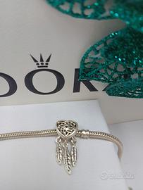 Charm Pandora acchiappasogni con cuore traforato e