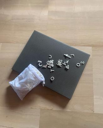 IKEA SVENS lavagnetta con lettere e pannello