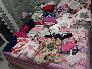 . Lotto abbigliamento bimba (taglia 6-24 mesi) 