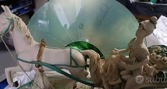 Statua con punto luce