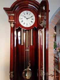 Pendolo intarsiato funzionante