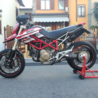 Ducati hypermotard 1100 S