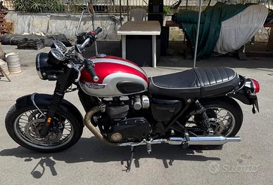 Triumph T120 Gold Line