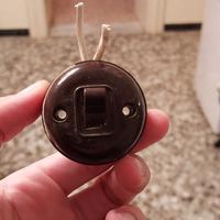 Antico interruttore elettrico