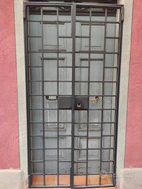 Inferriate in ferro battuto - grate per porte