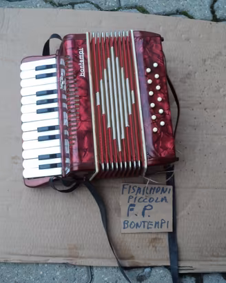 Fisarmonica bontempi di colore rosso FP
