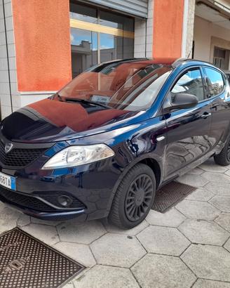 LANCIA YPSILON 1.2