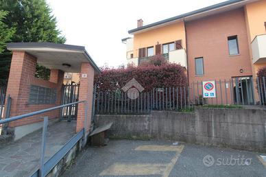 2 locali a aicurzio