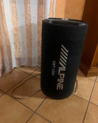 Subwofeer  auto alpine