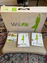 Nintendo Wii Fit + Balance Board e gioco