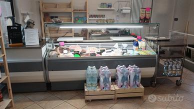 Arredo COME NUOVO per negozio di alimentari