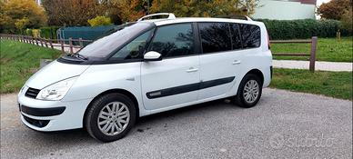 Renault Espace con rampa disabili e ribassamento