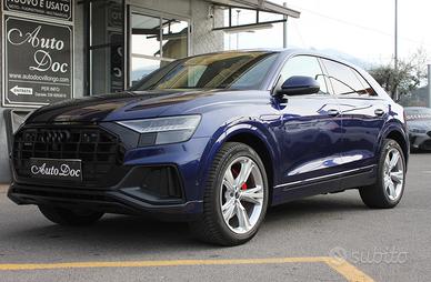 Audi Q8 50 TDI 286 CV quattro Sport INTERNO PELLE 