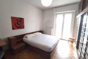 Stanza Singola in appartamento a Cesano Maderno 