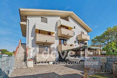 Appartamento di 120 m² con 5 locali e box auto a P