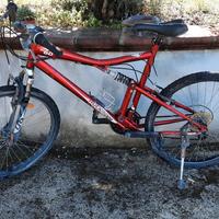 rockrider bi ammortizzata rossa