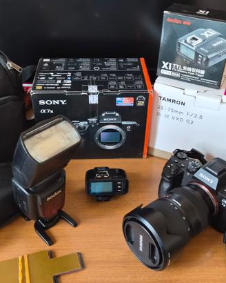 Sony A7 III + Tamron 28-75 G2 + Flash in garanzia