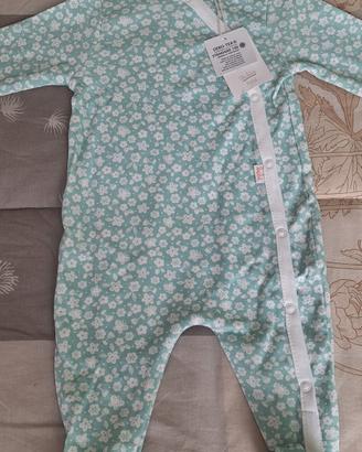 Tutina leggera per neonate