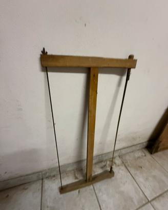 Sega a telaio antica da falegname in legno vintage