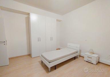 Singola moderna in zona servita da luglio