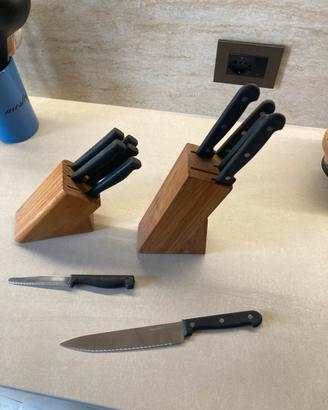 Set coltelli con portacoltelli