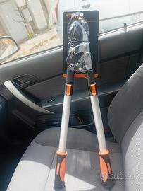 Cesoria in alluminio allungabile 