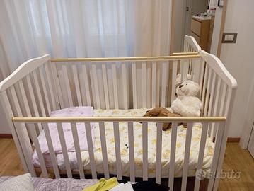 Culla per neonato completa di lenzuola