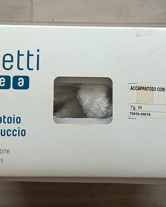 ACCAPPATOIO CON CAPPUCCIO