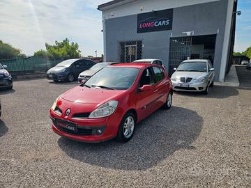 Renault Clio Storia 1.2 16V 5 porte Dynamique