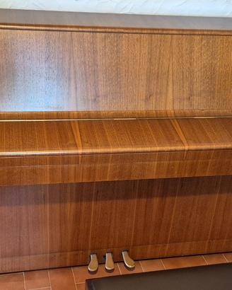 Pianoforte verticale