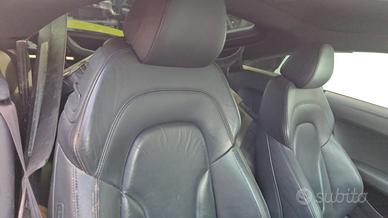 Interni sedili e pannelli in pelle nera Audi TT 8J