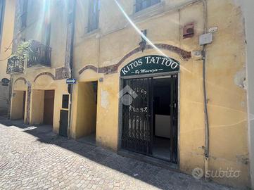 NEGOZIO A PINEROLO