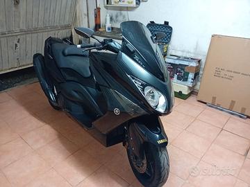 Yamaha T Max 500