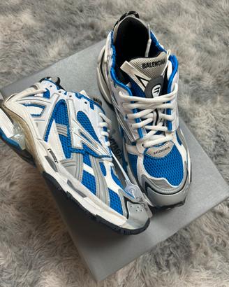 Balenciaga Runner