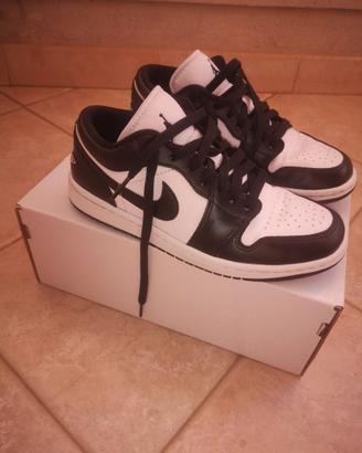 Air Jordan 1 low panda n°38 donna