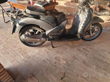 scarabeo 125