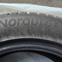 Pneumatico invernale 225/50 R17, 98V