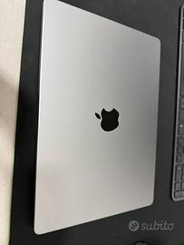 MacBook Pro 14 Pollici - M1 Max - 2Tb - Ram 64GB