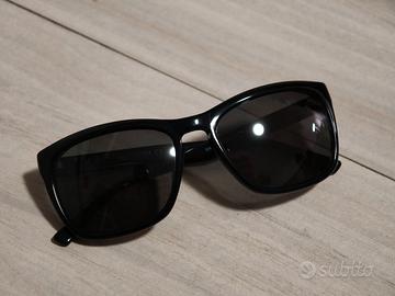 Occhiali da sole Bikkembergs con custodia