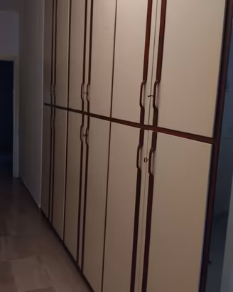 Armadio di 3 metri - due corpi.