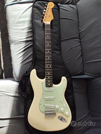 Fender Vintera II 60 Stratocaster RW Olimpic White