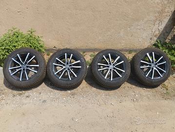 Gomme 4 stagioni + cerchi in lega