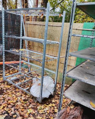 carrelli porta piante a 50€ l'uno
