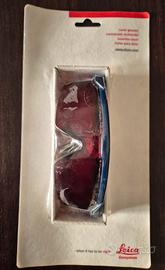 Occhiali con lenti per laser