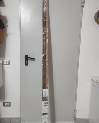 Profili in acciaio: 3 verghe quadrate da 2 mt