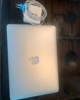 McBook Pro 13 “Retina A1502 2015- Non funzionante