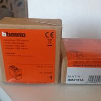 Prese USB 5VDC 15W 3A serie AM4191W