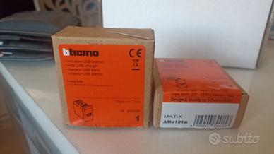 Prese USB 5VDC 15W 3A serie AM4191W